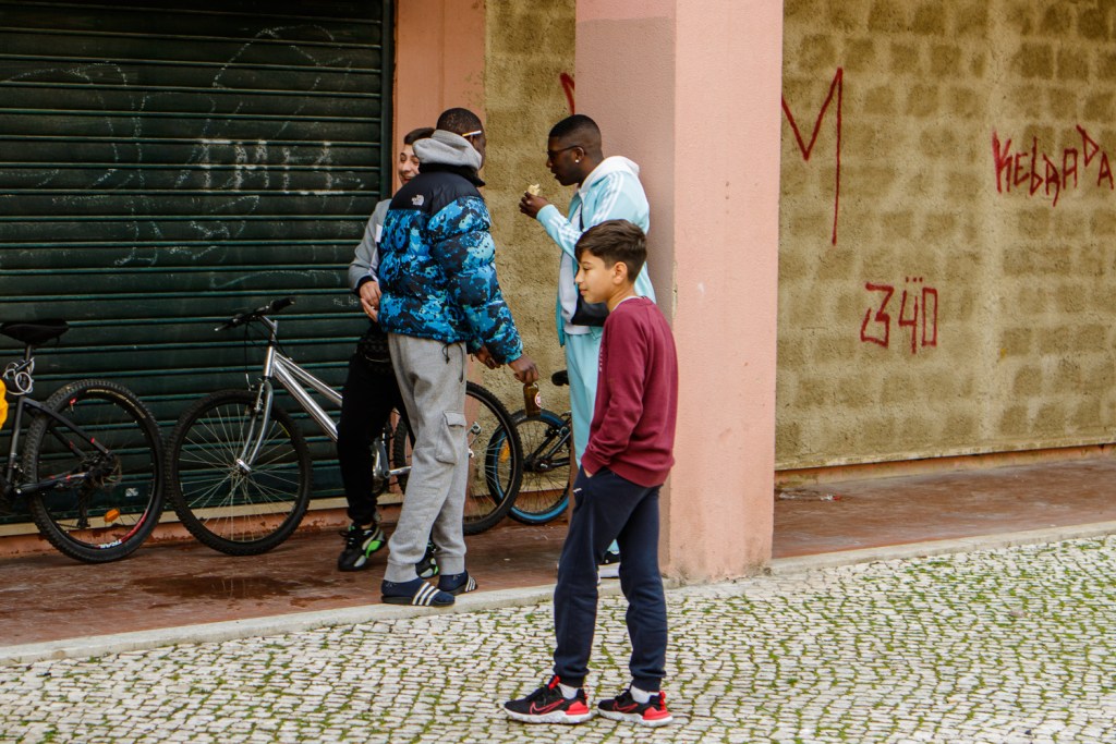 Projeto Social Chelas Kriativu Aluguer de bicicletas Roda viva Associação Descalçada
