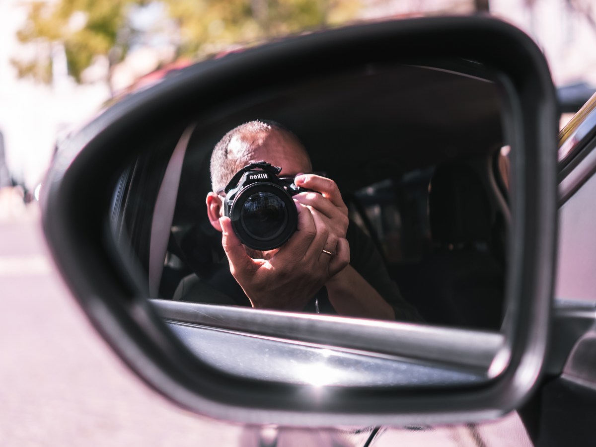 O motorista da Uber que é editor de vídeo e fotografa Lisboa da janela do carro